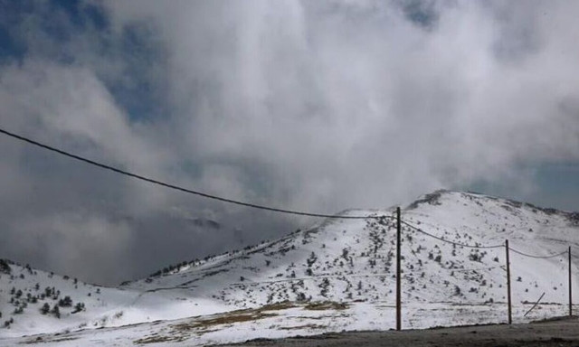 Κακοκαιρία: Απεγκλωβίστηκαν 42 επιβάτες λεωφορείου - Είχε ακινητοποιηθεί στο Καϊμακτσαλάν