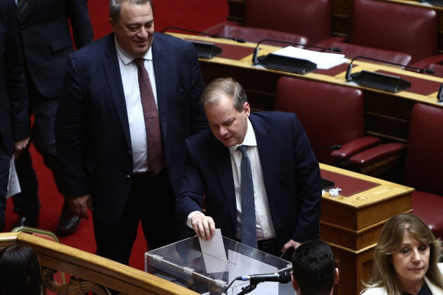 Προανακριτική για τα Τέμπη: Απορρίφθηκαν οι προτάσεις ΣΥΡΙΖΑ και ΠΑΣΟΚ