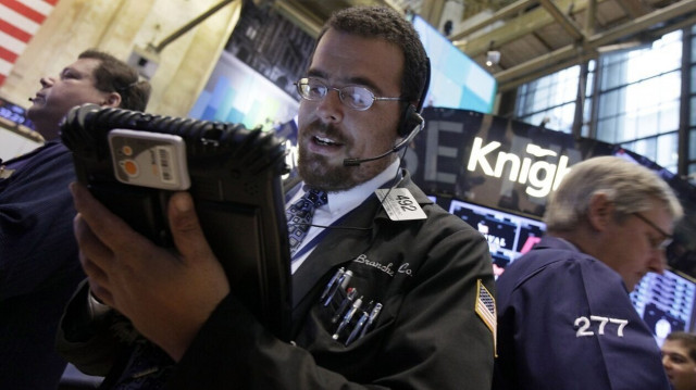 Μεικτά τα  πρόσημα στη Wall Street