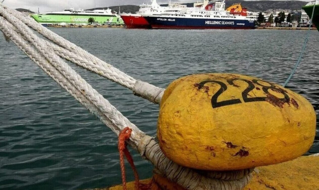 Κανονικά τα δρομολόγια των πλοίων - Μερική εξασθένηση των ισχυρών ανέμων