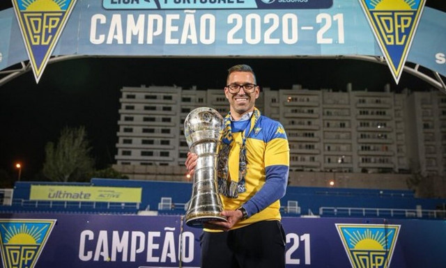Ολυμπιακός: Αναλαμβάνει πόστο διευθυντή ο Πέδρο Άλβες - Το εξαιρετικό του έργο στην Εστορίλ