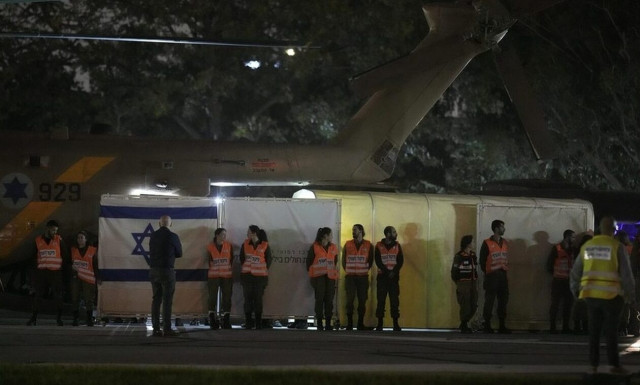 Πόλεμος στο Ισραήλ: Αποφυλακίστηκαν 30 Παλαιστίνιοι κρατούμενοι