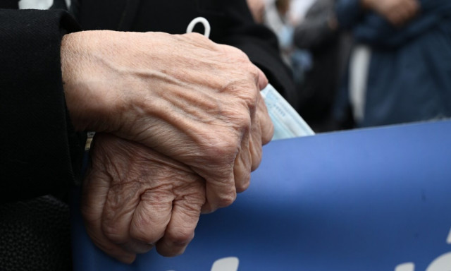 Διαγραφή δανείου σε ηλικιωμένο χαμηλοσυνταξιούχο