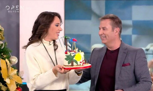 Παναγιώτης Στάθης: Η έκπληξη της κόρης του στον «αέρα» για τα γενέθλιά του - «Σε αγαπώ πολύ»