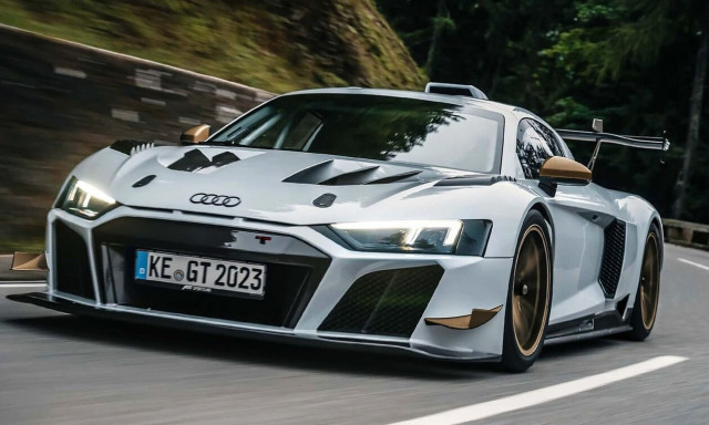 Αυτό το Audi R8 GT2 είναι ένα αγωνιστικό με άδεια κυκλοφορίας