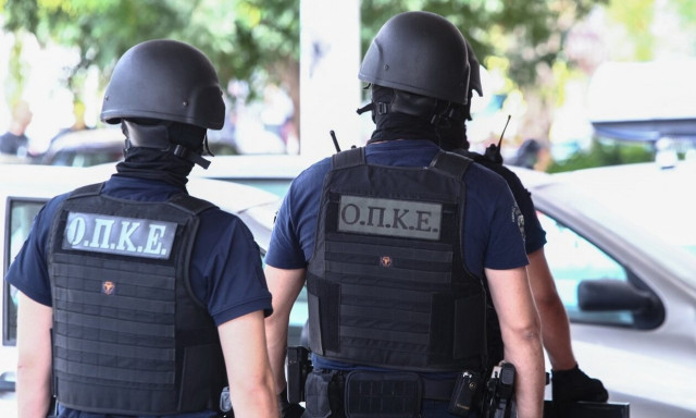 Κορδελιό: Ανήλικοι λήστεψαν καθηγητή λυκείου – Του άρπαξαν τη βέρα και τον σταυρό του