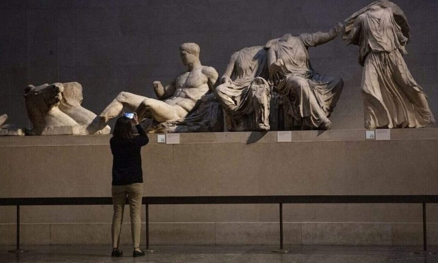 Γλυπτά του Παρθενώνα - Κομισιόν: «Διμερές ζήτημα ανάμεσα σε Ελλάδα και Βρετανία»