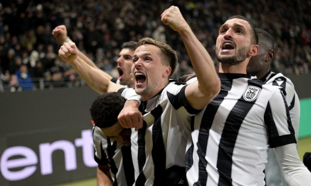 Conference League, Άιντραχτ Φρανκφούρτης - ΠΑΟΚ 1-2: Τεράστιο «διπλό» και πρωτιά (vids)