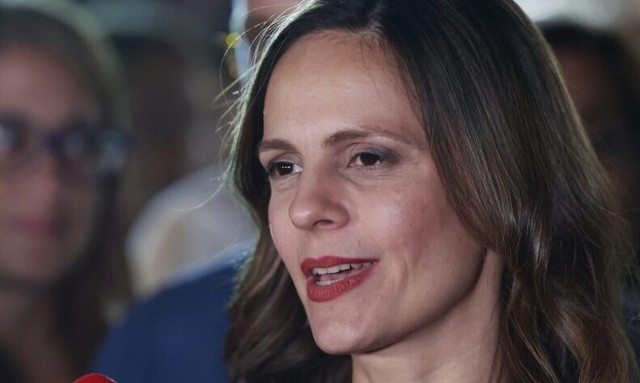 Αχτσιόγλου: «Ο Κασσελάκης δεν έχει σχέση με τις αξίες της Αριστεράς»