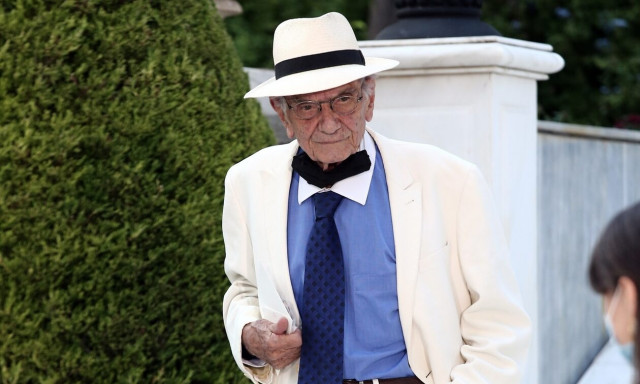 Βασίλης Βασιλικός: Ο συγγραφέας του «Ζ» που ταξίδεψε σε όλο τον κόσμο