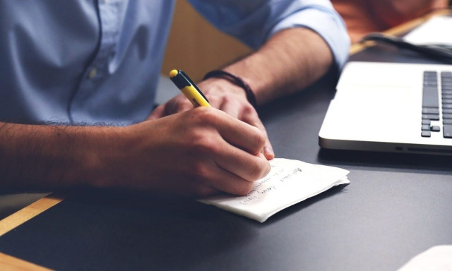 Επισκευάστε ακίνητο με μηδενικό κεφάλαιο και κερδίστε χιλιάδες ευρώ - Υπολογίστε με τρία κλικ