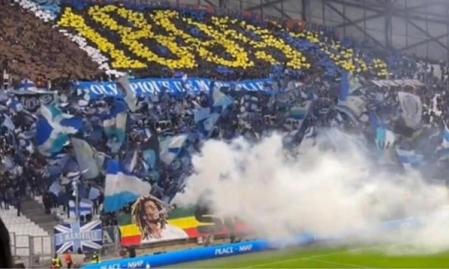 Μαρσέιγ: Διαδραστικό πανό στο Βελοντρόμ, με τον Μπομπ Μάρλεϊ να καπνίζει (vid)