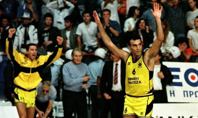 Ιστορική μέρα για τον Νίκο Γκάλη - Τι θυμάται από το ντεμπούτο του με τον Άρη (vid)