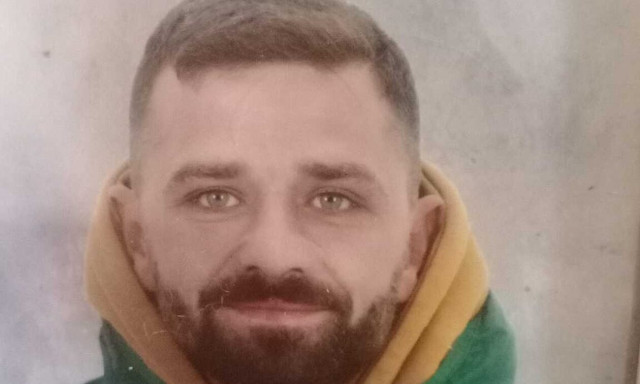 Πάτρα: Σπαράζει καρδιές το μήνυμα του αδελφού του 31χρονου που βρέθηκε νεκρός σε πεζοδρόμιο