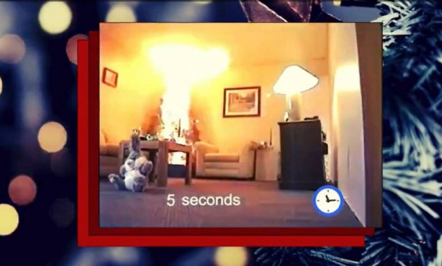 «Κλείνουμε τα χριστουγεννιάτικα φωτάκια πριν φύγουμε από το σπίτι» - Το μήνυμα της Πυροσβεστικής