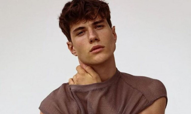 Εντοάρντο Σαντίνι: Αφήνει το μόντελινγκ για να γίνει ιερέας