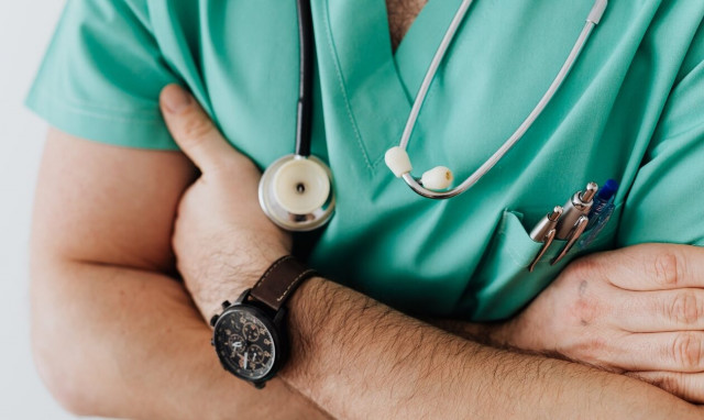 Τι είναι ο αναπνευστικός  συγκυτιακός ιός (RSV) και πώς μπορεί ο μητρικός εμβολιασμός να προφυλάξει