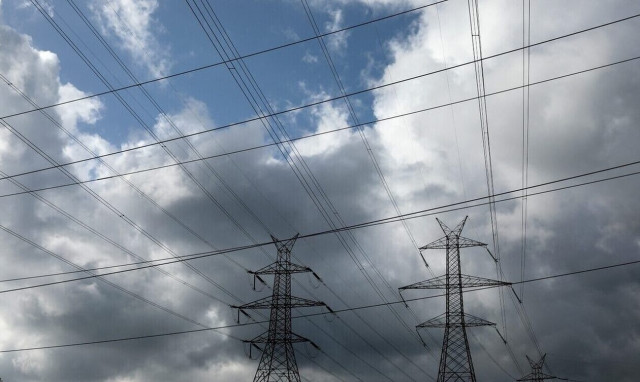 Τιμολόγια ηλεκτρικού ρεύματος: Οι τέσσερις επιλογές - Ποια είναι η πιο οικονομική