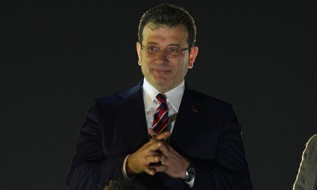 Πρόσκληση Ιμάμογλου σε Δούκα να επισκεφθεί την Κωνσταντινούπολη