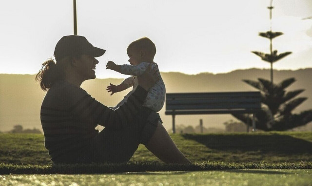 Επίδομα παιδιού: Έρχονται αυξήσεις με το νέο έτος
