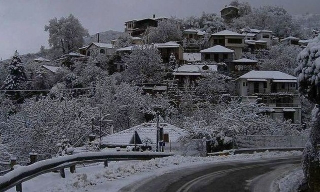 Οι δύο περιοχές που επανέρχονται στον τουριστικό χάρτη της Ελλάδας μετά τις καταστροφικές πλημμύρες
