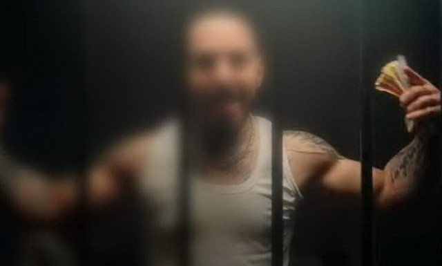 Απολογείται ο τράπερ και η συμμορία που ανατίναζε ΑΤΜ