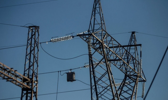 Αϊβαλιώτης: Διευκρινίσεις για τα νέα τιμολόγια ρεύματος - «Μπαίνουμε σε μία κανονικότητα»