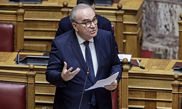 Παπαθανάσης: «Οι πόροι από τον περιορισμό της φοροδιαφυγής θα πάνε σε υγεία και παιδεία»