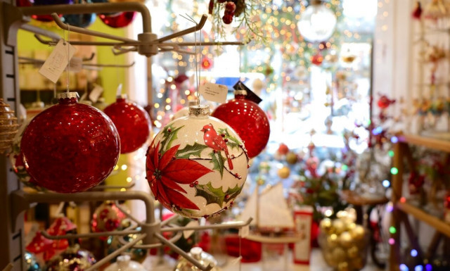 Δώρο Χριστουγέννων: Πότε καταβάλλεται - Πώς το υπολογίζετε