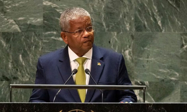 Σε κατάσταση έκτακτης ανάγκης οι Σευχέλλες λόγω έκρηξης σε αποθήκη με πυρομαχικά