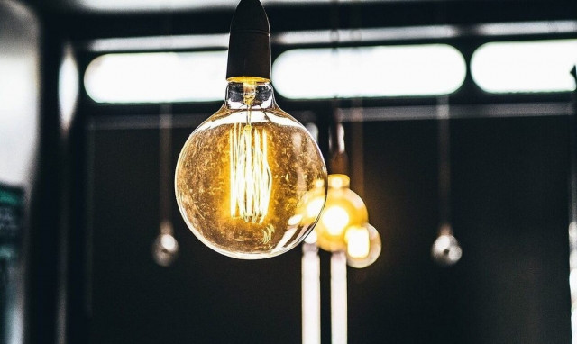 Κάθε μήνα η καταμέτρηση του ηλεκτρικού ρεύματος από τον ΔΕΔΔΗΕ