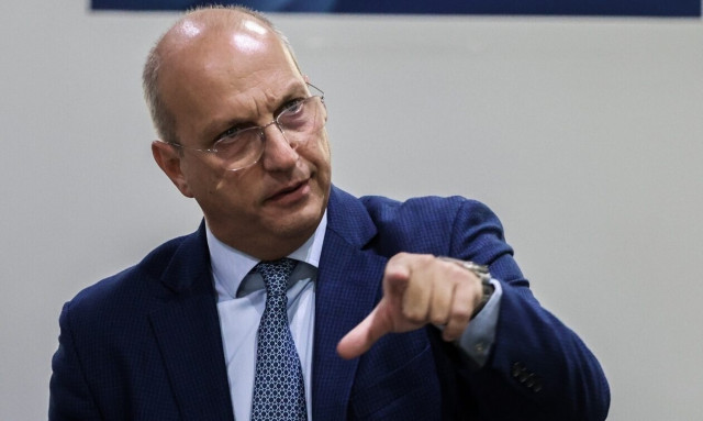 Οικονόμου:«Ενώ ο αστυνομικός χαροπαλεύει, κάποιοι κάνουν αχρεία απόπειρα απόδοσης ευθυνών στην ΕΛΑΣ»