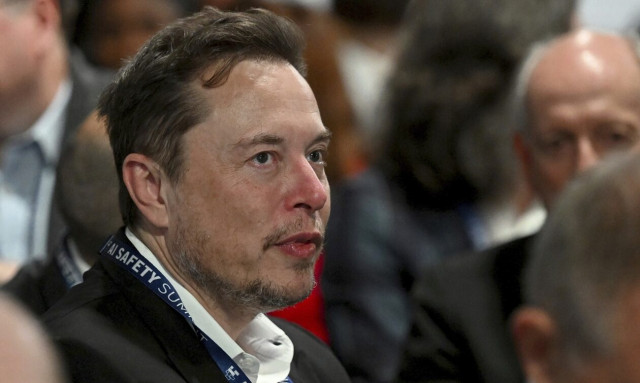 Έλον Μασκ: Γιατί ζήτησε να απολυθεί o Mπομπ Άιγκερ - «Ο Walt Disney στριφογυρίζει στον τάφο του»