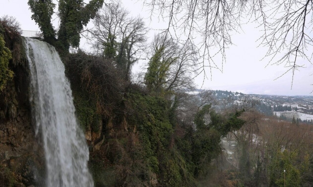 Τραγωδία στην Έδεσσα: Νεκρός 57χρονος που έπεσε από τους καταρράκτες