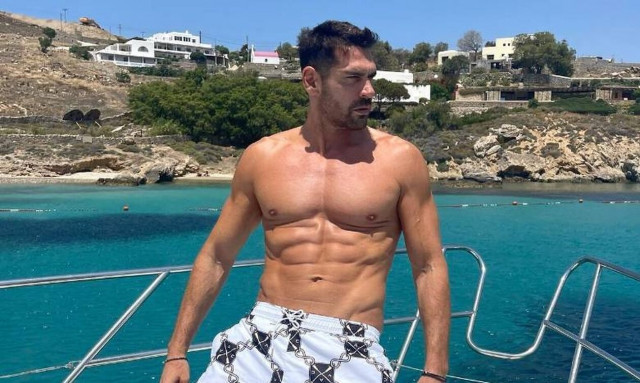 Γιάννης Σπαλιάρας: «Αν είχα γιο θα του έλεγα γίνε γιατρός όχι Σπαλιάρας να βγάζεις φωτογραφίες»