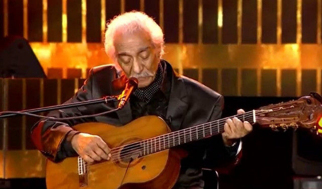 Σπίτι με το MEGA: Γιώργος Κατσαρός και Κώστας Χατζής σε μια νοσταλγική βραδιά