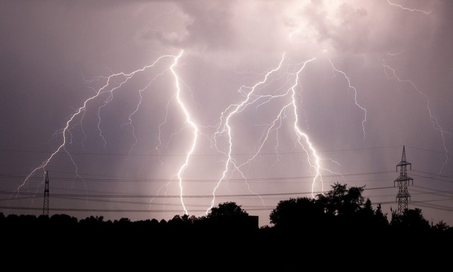 Καιρός: Προειδοποίηση της ΕΜΥ για καταιγίδες σε αρκετές περιοχές – Η πρόγνωση για το Σαββατοκύριακο