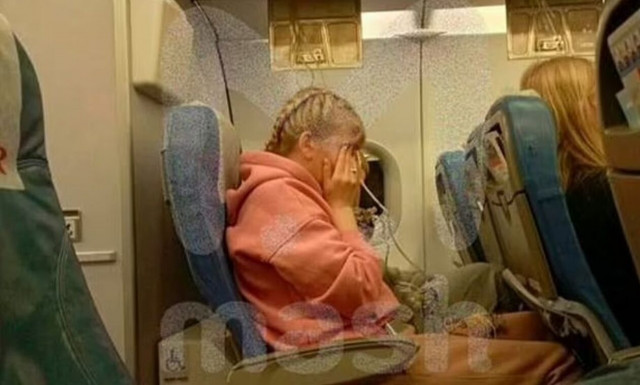 Ρωσία: Πτήση τρόμου στην Αγία Πετρούπολη - Επιβάτες έκλαιγαν όταν έπεσαν οι μάσκες οξυγόνου