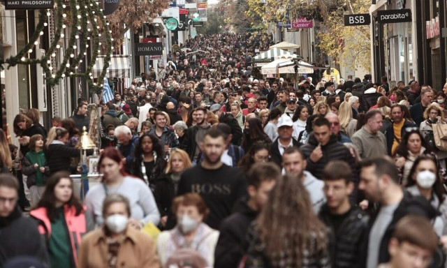 Εορταστικό ωράριο: Ποιες Κυριακές θα είναι ανοιχτά τα μαγαζιά