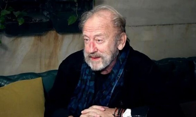 Δημήτρης Πετρόπουλος: «Χάλασε μια συνεργασία, δεν ήταν σίγουρο ότι θα ζω μέχρι την πρεμιέρα»