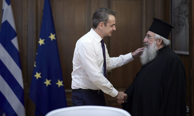 Μητσοτάκης: Στήριξη στο φιλανθρωπικό και κοινωνικό έργο της Αρχιεπισκοπής Κρήτης