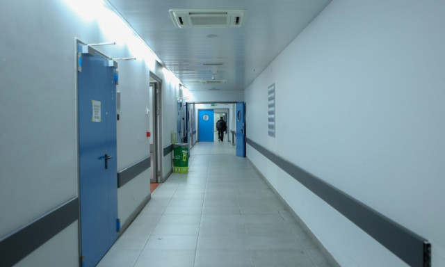 Ηράκλειο: Με σοβαρές βλάβες στον εγκέφαλο η 17χρονη που υπέστη αλλεργικό σοκ