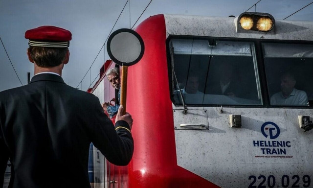 Athens-Thessaloniki railway connection is being restored