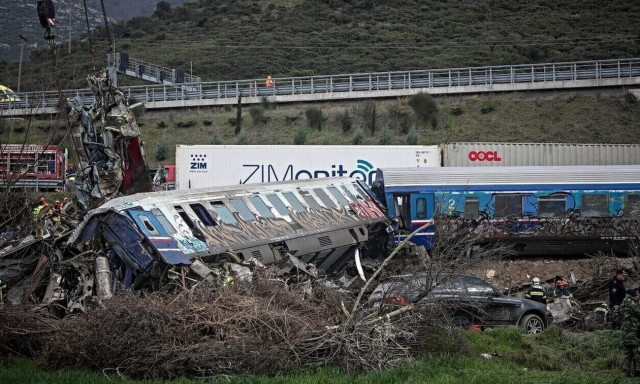 Δυστύχημα στα Τέμπη: Συγκλονίζει ο σύζυγος της Αθηνάς Κατσάρα - Το σπαρακτικό βίντεο