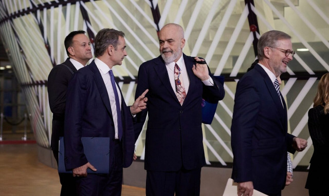 Τριβές Αθήνας - Βερολίνου για Μπελέρη: «Η Ελλάδα δεν θα κάνει την οποιαδήποτε υποχώρηση» στο βέτο