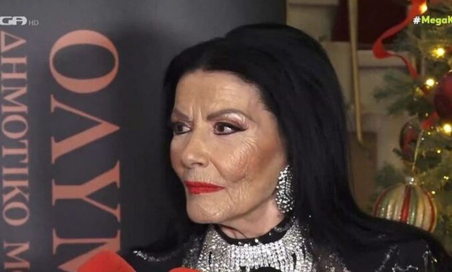 Ζωζώ Σαπουντζάκη: «Ξόδευα πολλά χρήματα για τα πάρτι αλλά χαλάλι»