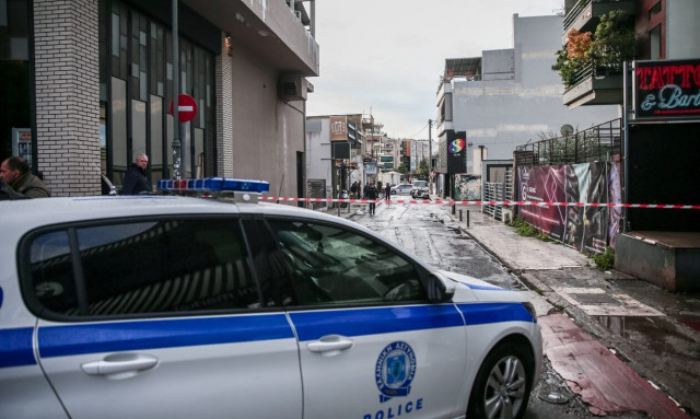 Γκάζι: Πυροβόλησαν την παρέα των Κρητικών στη μέση του δρόμου στις 7 το πρωί, αλλά ξέφυγαν