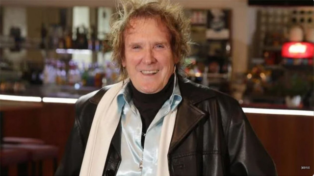 Κόλιν Μπέρτζες: Πέθανε ο πρώτος ντράμερ του συγκροτήματος AC/DC