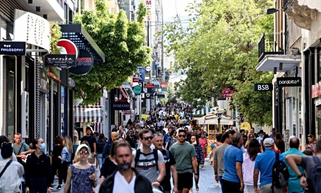 Εορταστικό ωράριο: Ανοιχτά τα μαγαζιά την Κυριακή 17 Δεκεμβρίου – Πότε κλείνουν