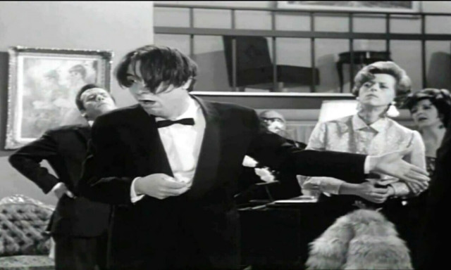 Ο Γιώργος Μιχαλακόπουλος ως Φανφάρας